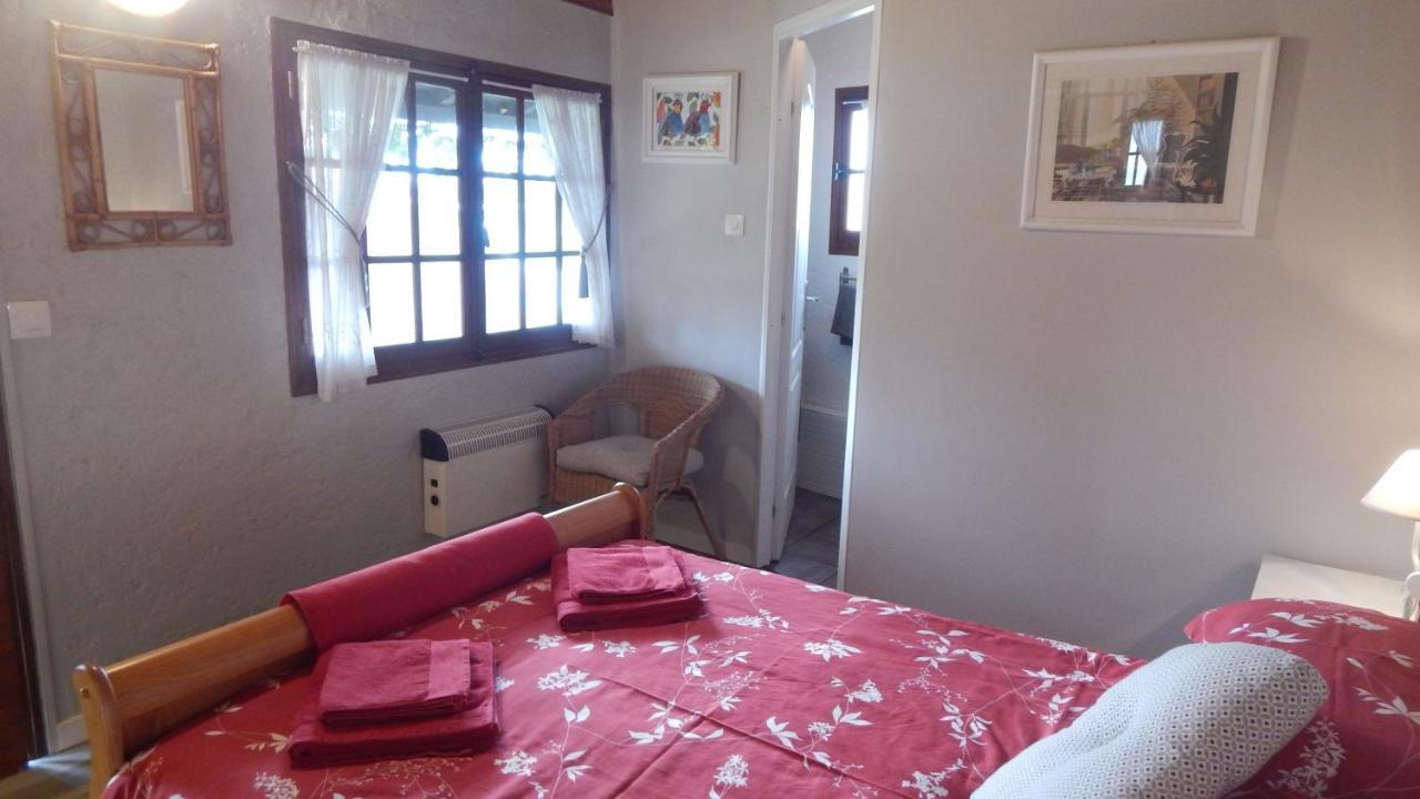 The Petite Chalet Chambre D'Hotes L'Isle-Jourdain  외부 사진